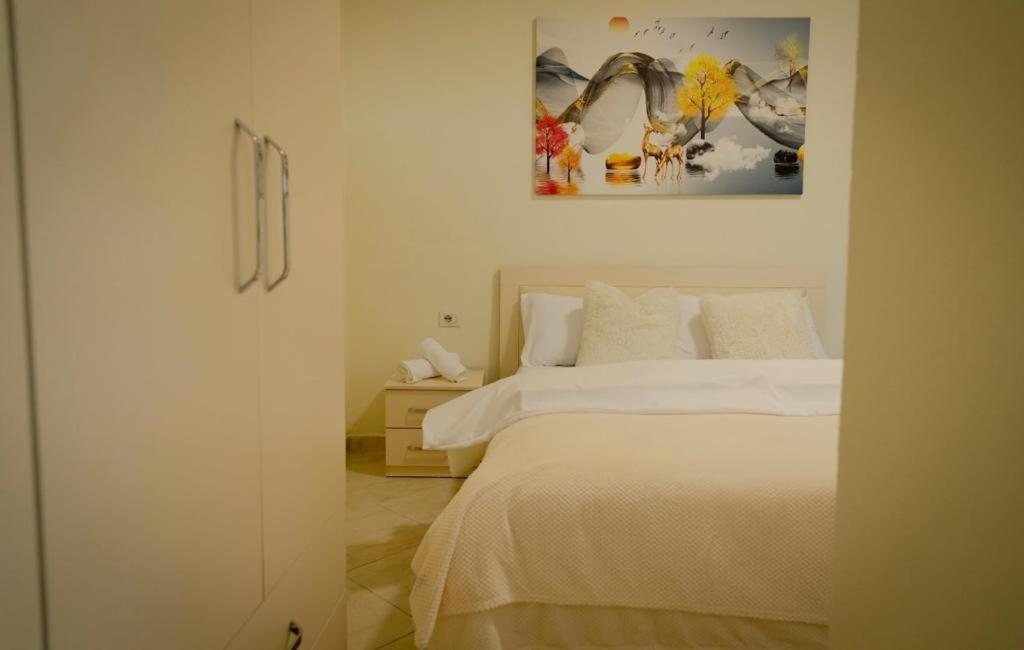 Villa Apartments S&F City Centre Tirana Eksteriør billede