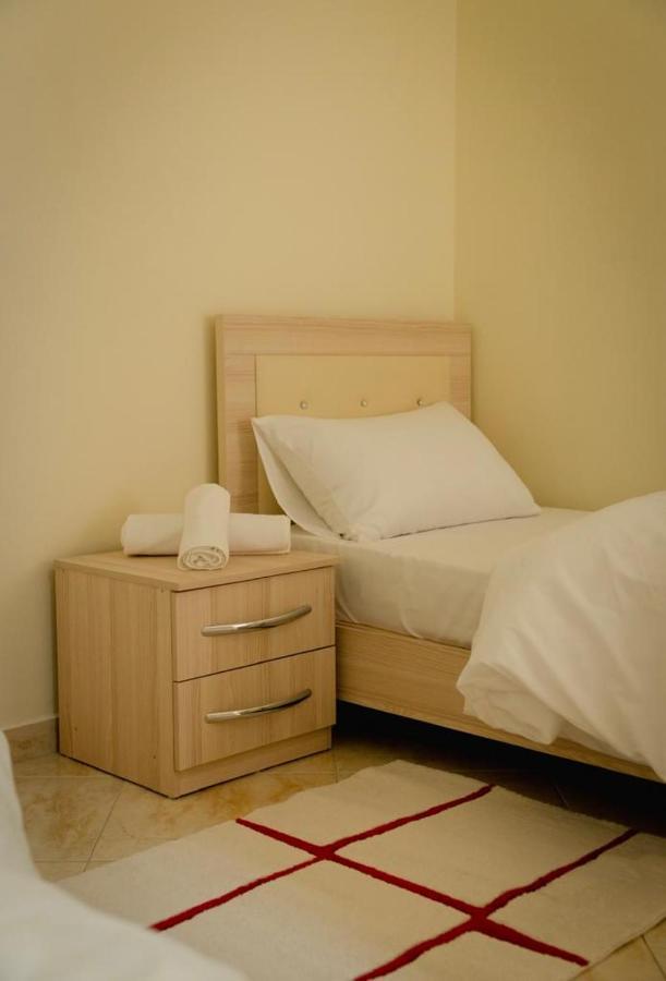 Villa Apartments S&F City Centre Tirana Eksteriør billede