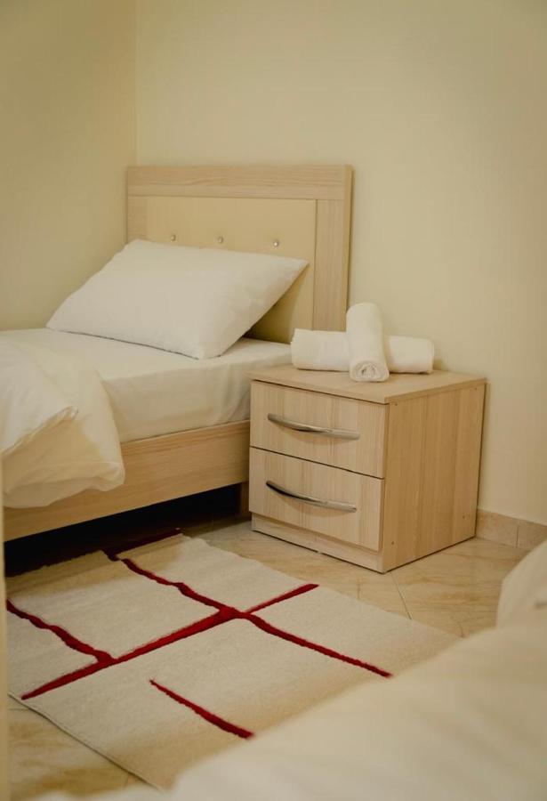 Villa Apartments S&F City Centre Tirana Eksteriør billede