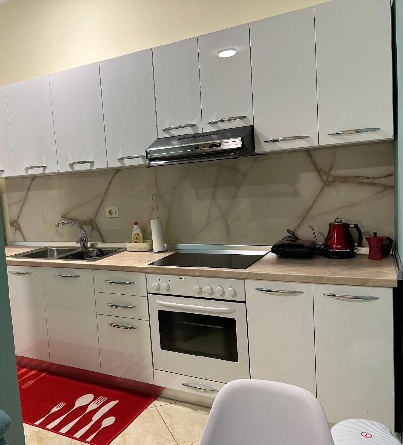 Villa Apartments S&F City Centre Tirana Eksteriør billede
