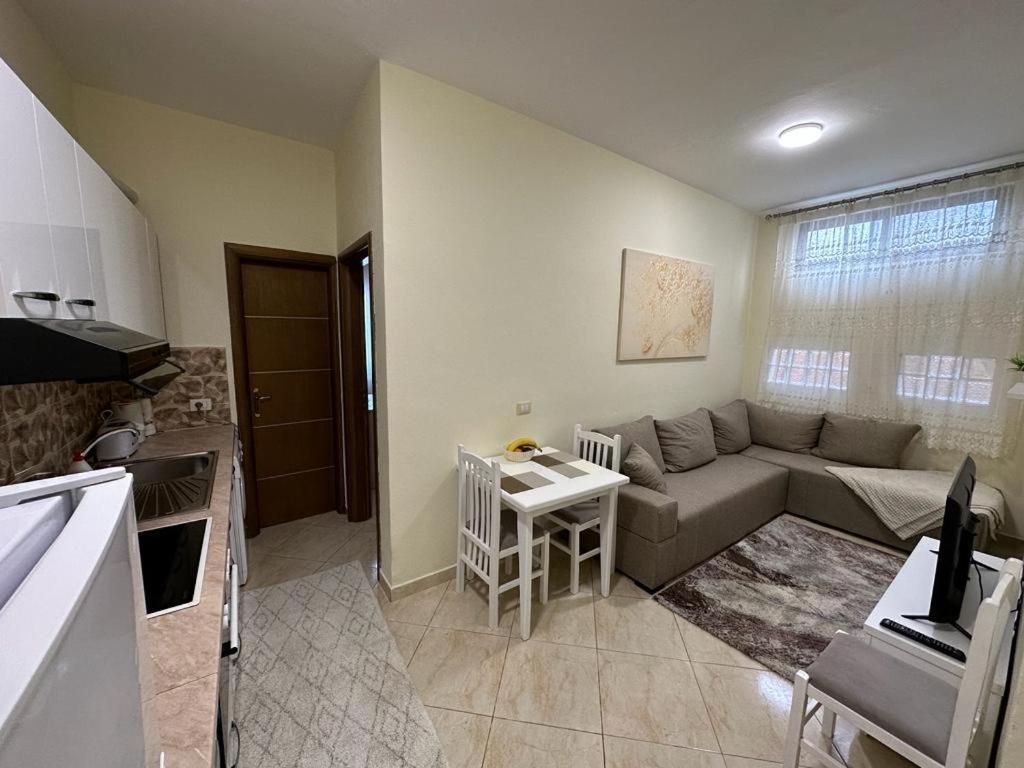 Villa Apartments S&F City Centre Tirana Eksteriør billede